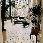 Luxury 2Br, 300M From Eiffel Tower & Rue Cler Area