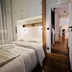 Luxury 2Br, 300M From Eiffel Tower & Rue Cler Area