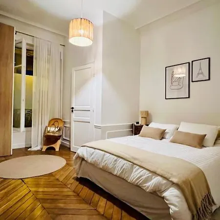 Apartment Luxury 2br, 300m From Eiffel Tower & Rue Cler Area *