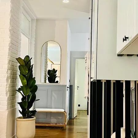 Apartment Luxury 2br, 300m From Eiffel Tower & Rue Cler Area *